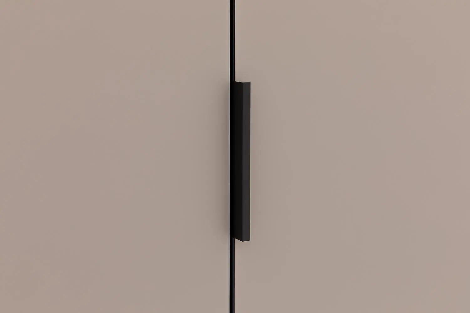 8226643-13