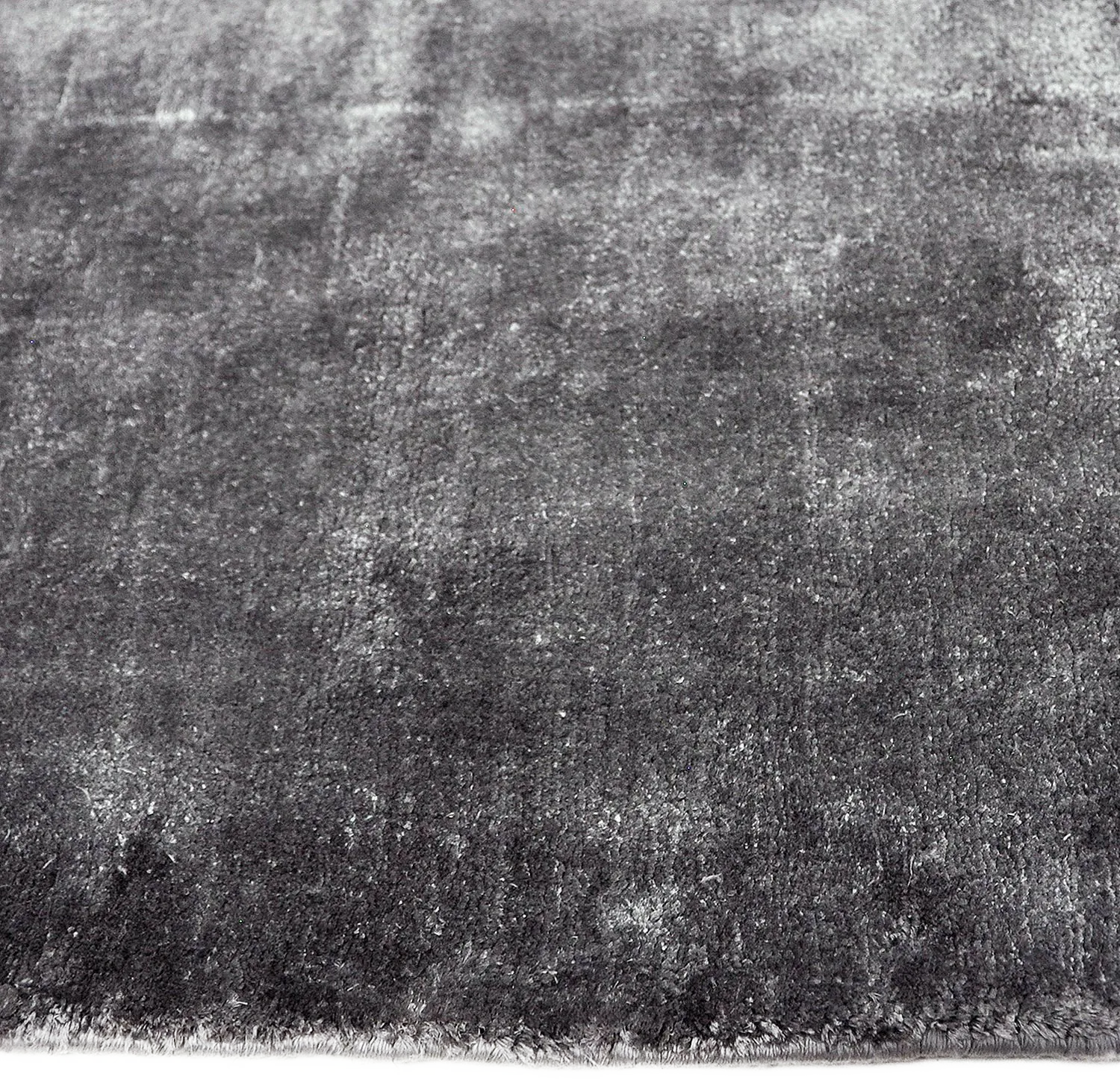 8215472-03